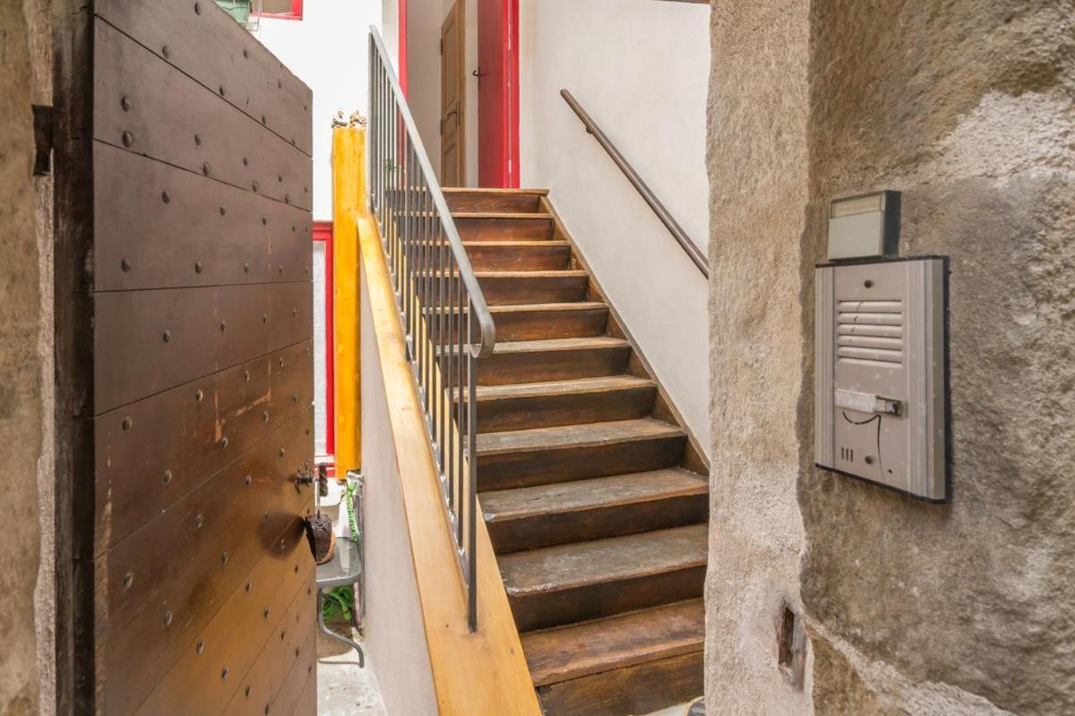 Au Coeur Du Chat Perche Arnay-le-Duc Exterior photo
