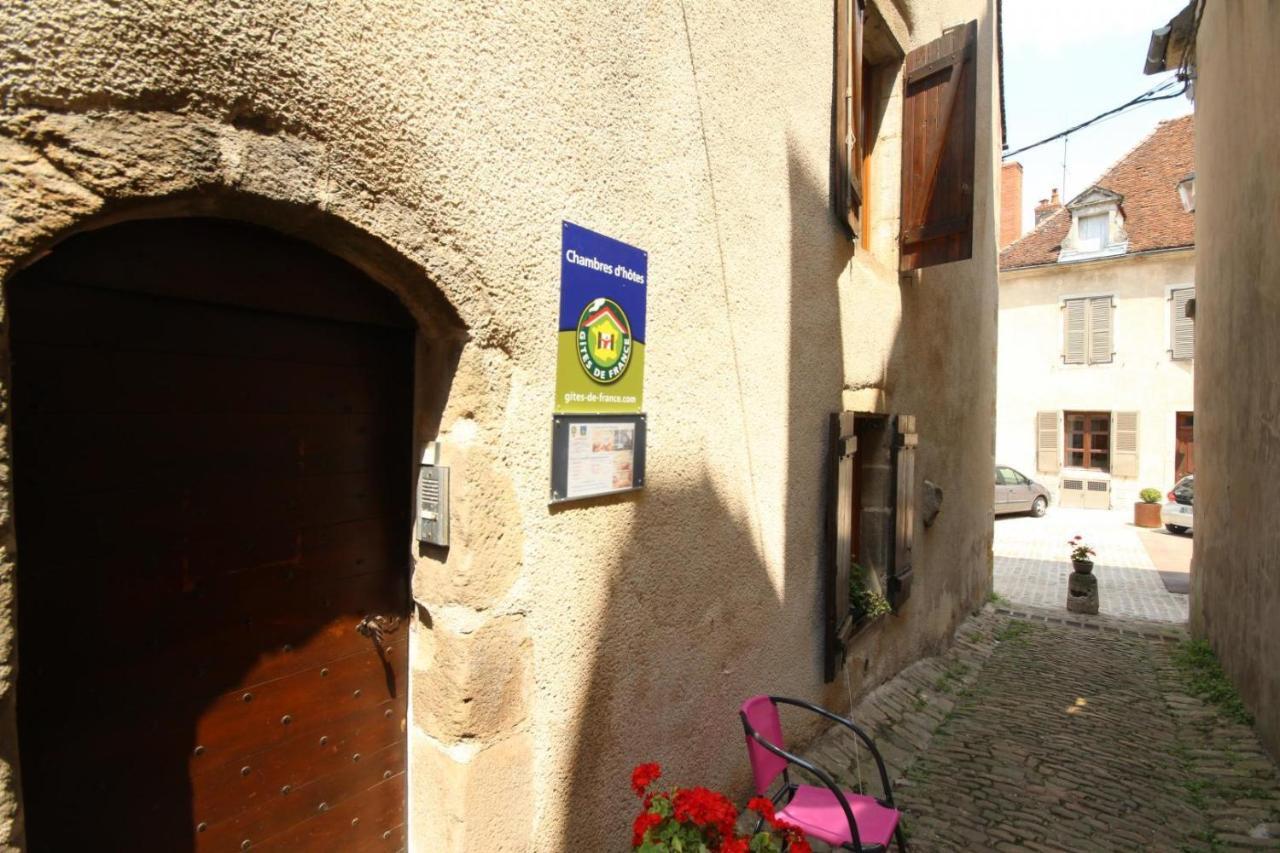Au Coeur Du Chat Perche Arnay-le-Duc Exterior photo